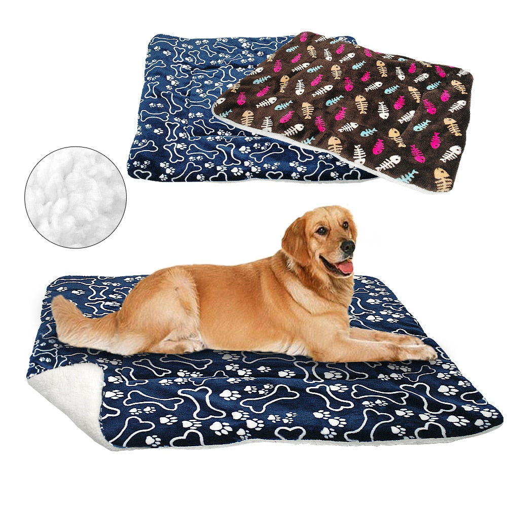 Fleece-Hundedecke mit Pfoten-Muster – warm & atmungsaktiv, S bis XL, Blau & Kaffee