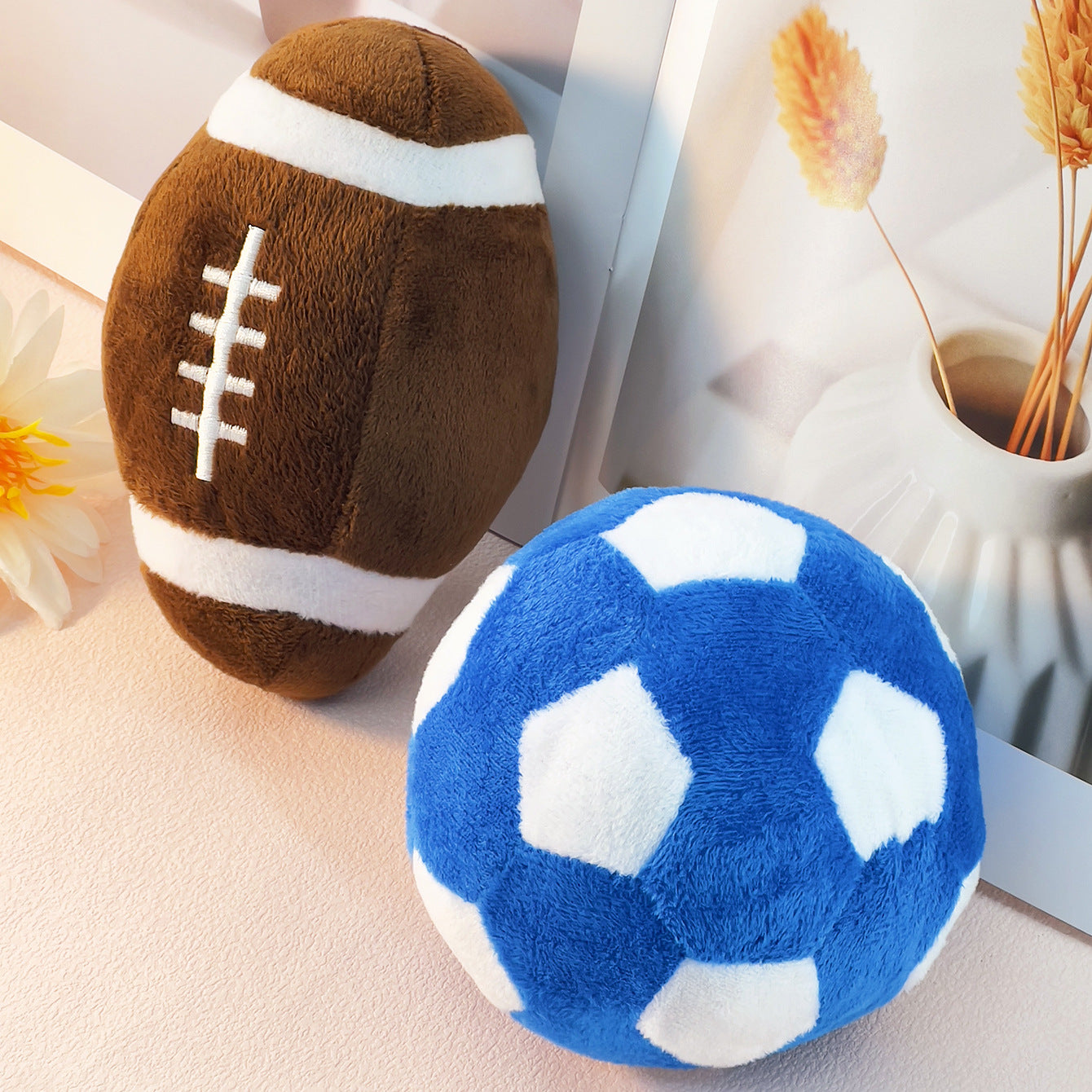 Plüsch-Sportball für Hunde – Fußball & Rugby zum Apportieren & Spielen
