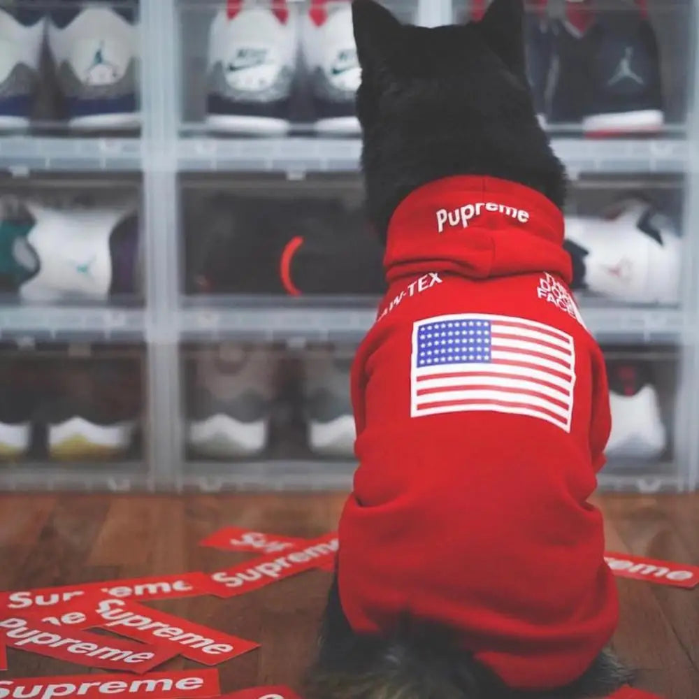 Hunde-Hoodie im Sport-Retro-Stil - Warm und weich | Rot | S-XXL | Fuer Bulldogge und Chihuahua